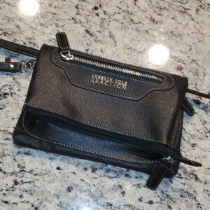 Kenneth Cole Reaction crossbody bag